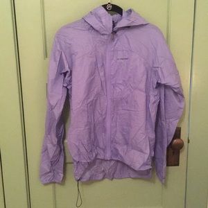 Patagonia light-weight windbreaker